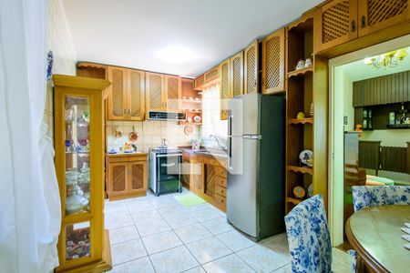 Casa à venda com 240m², 3 quartos e 2 vagasCozinha