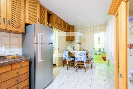 Casa à venda com 240m², 3 quartos e 2 vagasCozinha