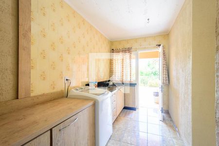 Casa à venda com 240m², 3 quartos e 2 vagasÁrea de Serviço