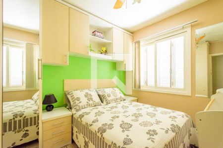 Quarto 2 de casa à venda com 3 quartos, 240m² em Glória, Porto Alegre