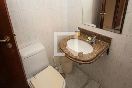 Casa à venda com 400m², 3 quartos e 5 vagasBanheiro de Serviço