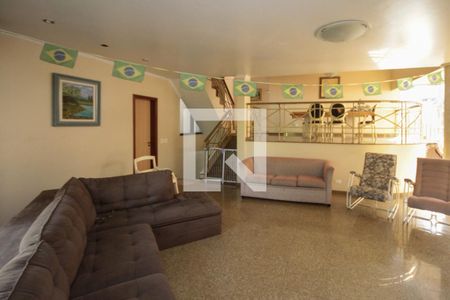 Sala de casa à venda com 3 quartos, 400m² em Sítio da Figueira, São Paulo