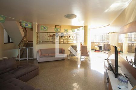 Sala de casa à venda com 3 quartos, 400m² em Sítio da Figueira, São Paulo