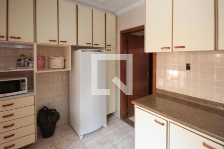 Casa à venda com 400m², 3 quartos e 5 vagascozinha