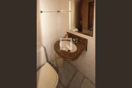 Casa à venda com 400m², 3 quartos e 5 vagasBanheiro de Serviço