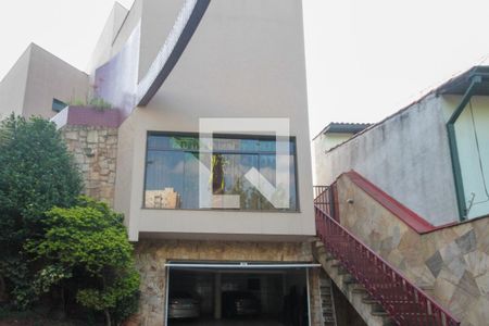 Casa à venda com 400m², 3 quartos e 5 vagasFachada