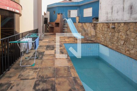 Casa à venda com 400m², 3 quartos e 5 vagasPiscina