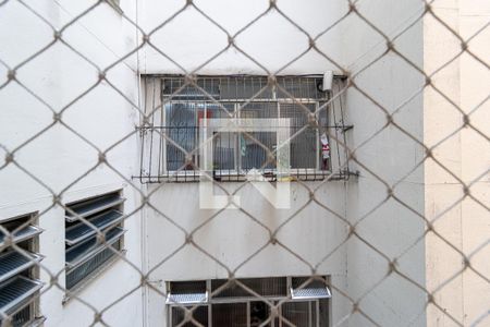 Apartamento à venda com 85m², 2 quartos e 1 vagaÁrea de Serviço Vista