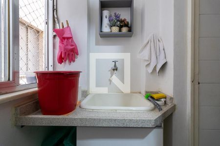 Apartamento à venda com 85m², 2 quartos e 1 vagaÁrea de Serviço