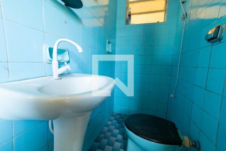 Casa para alugar com 50m², 1 quarto e sem vaga Casa para alugar com 50m², 1 quarto e sem vagaBanheiro