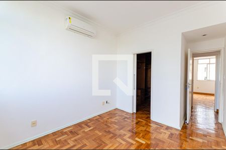 Apartamento para alugar com 320m², 6 quartos e 1 vagaQuarto