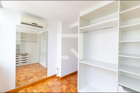 Apartamento para alugar com 320m², 6 quartos e 1 vagaQuarto