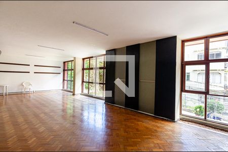 Apartamento para alugar com 320m², 6 quartos e 1 vagaÁrea comum 