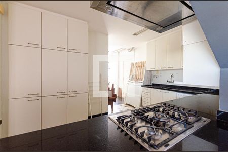 Apartamento para alugar com 320m², 6 quartos e 1 vagaCozinha