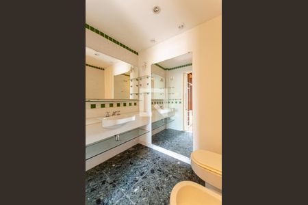 Apartamento para alugar com 320m², 6 quartos e 1 vagaBanheiro
