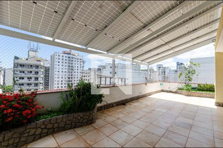 Apartamento para alugar com 320m², 6 quartos e 1 vagaÁrea comum 