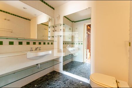 Apartamento para alugar com 320m², 6 quartos e 1 vagaBanheiro