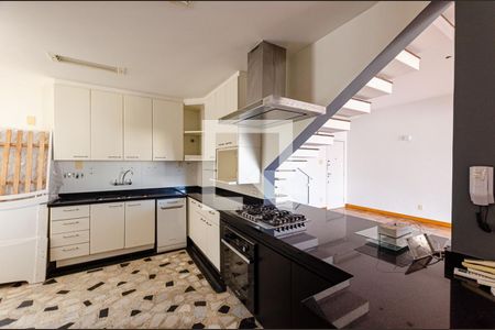 Apartamento para alugar com 320m², 6 quartos e 1 vagaCozinha