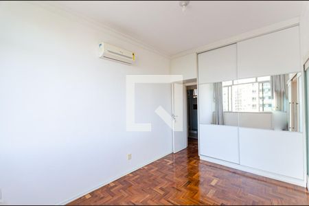 Sala de apartamento para alugar com 6 quartos, 320m² em Ingá, Niterói