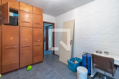 Casa à venda com 1800m², 3 quartos e 6 vagas Casa à venda com 1800m², 3 quartos e 6 vagasQuarto 3