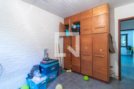 Casa à venda com 1800m², 3 quartos e 6 vagas Casa à venda com 1800m², 3 quartos e 6 vagasQuarto 3