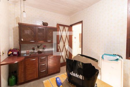 Casa à venda com 1800m², 3 quartos e 6 vagas Casa à venda com 1800m², 3 quartos e 6 vagasSala de Jantar