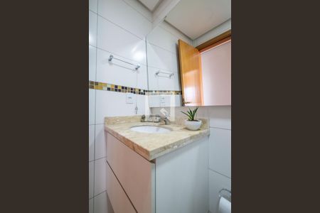 Apartamento para alugar com 70m², 2 quartos e 2 vagasBanheiro Corredor