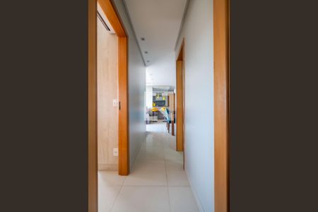 Apartamento para alugar com 70m², 2 quartos e 2 vagasCorredor