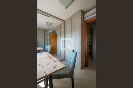 Quarto 1 de apartamento para alugar com 2 quartos, 70m² em Santana, Porto Alegre