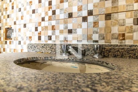 Apartamento à venda com 66m², 3 quartos e sem vagaBanheiro - Torneira