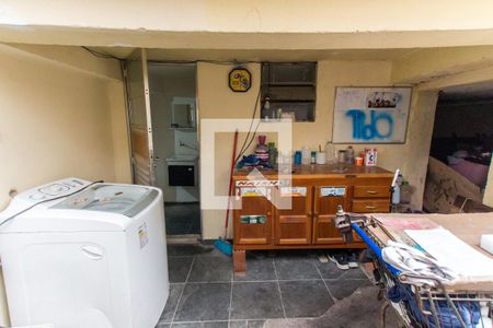 Casa à venda com 130m², 3 quartos e 1 vagaÁrea de Serviço