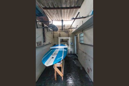 Casa à venda com 130m², 3 quartos e 1 vagaÁrea de Serviço