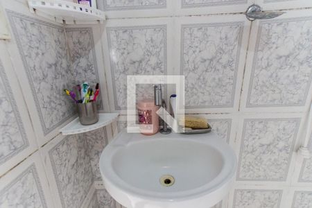 Casa à venda com 130m², 3 quartos e 1 vagaBanheiro