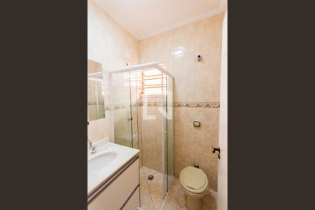 Casa para alugar com 71m², 2 quartos e 2 vagasBanheiro