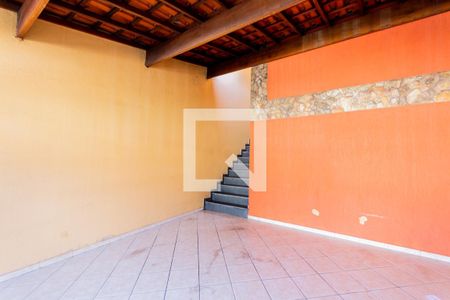 Casa para alugar com 71m², 2 quartos e 2 vagasGaragem