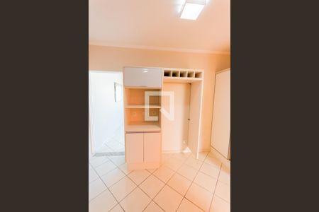 Casa para alugar com 71m², 2 quartos e 2 vagasArmário