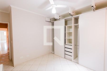 Casa para alugar com 71m², 2 quartos e 2 vagasSuíte 