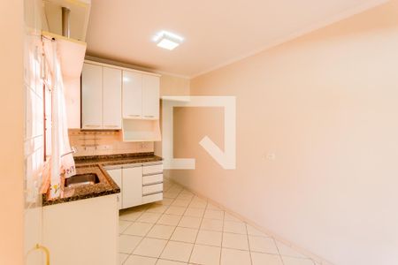 Casa para alugar com 71m², 2 quartos e 2 vagasCozinha