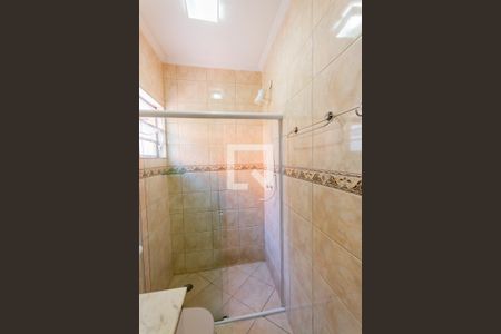 Casa para alugar com 71m², 2 quartos e 2 vagasBanheiro da Suíte 