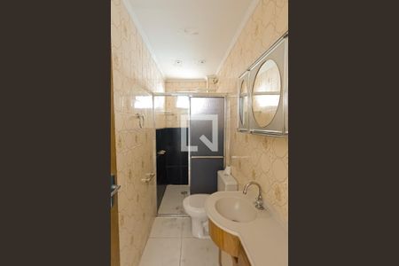Banheiro de apartamento à venda com 1 quarto, 44m² em Vila Rosália, Guarulhos