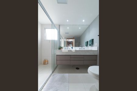 Apartamento à venda com 150m², 3 quartos e 3 vagas Apartamento à venda com 150m², 3 quartos e 3 vagasBanheiro da Suíte 3