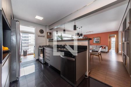 Apartamento à venda com 150m², 3 quartos e 3 vagas Apartamento à venda com 150m², 3 quartos e 3 vagasCozinha