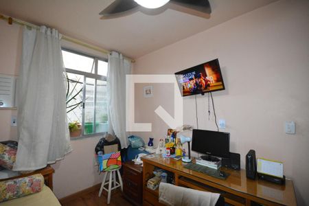 Quarto 2 de apartamento para alugar com 2 quartos, 75m² em Olaria, Rio de Janeiro