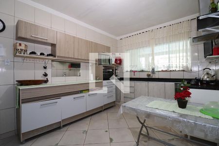 Casa para alugar com 150m², 2 quartos e 4 vagasCozinha