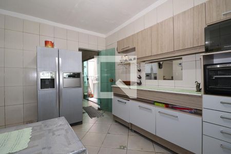 Casa para alugar com 150m², 2 quartos e 4 vagasCozinha