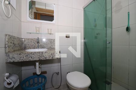 Casa para alugar com 150m², 2 quartos e 4 vagasBanheiro da Suíte 2