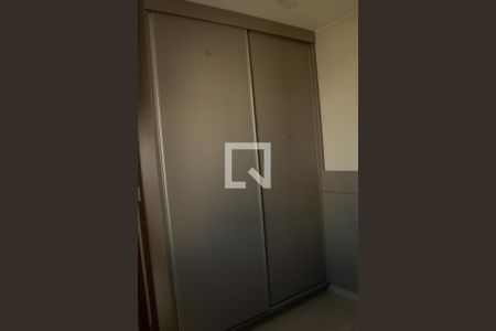 Quarto 2 - Armários de apartamento para alugar com 3 quartos, 89m² em Tabajaras, Uberlândia