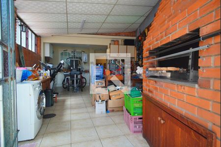 Casa à venda com 200m², 3 quartos e 2 vagasEspaço  churrasqueira 