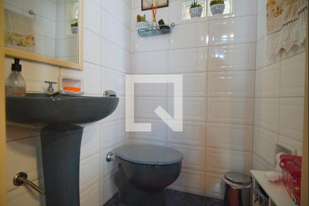 Casa à venda com 200m², 3 quartos e 2 vagasBanheiro 