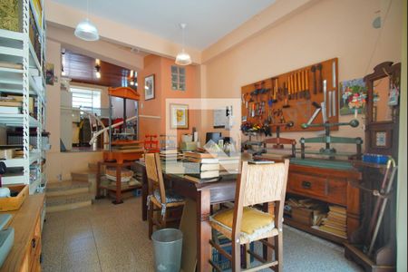 Casa à venda com 200m², 3 quartos e 2 vagasSala 